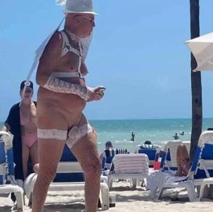 Τέτοιο Great Reset εννοεί ο Klaus Schwab; Νυφούλα μου εσύ!! Η εβραία  συκιά που  θέλει να μας κανει σκλάβους!AAAAAXAXAXAXA..!!!